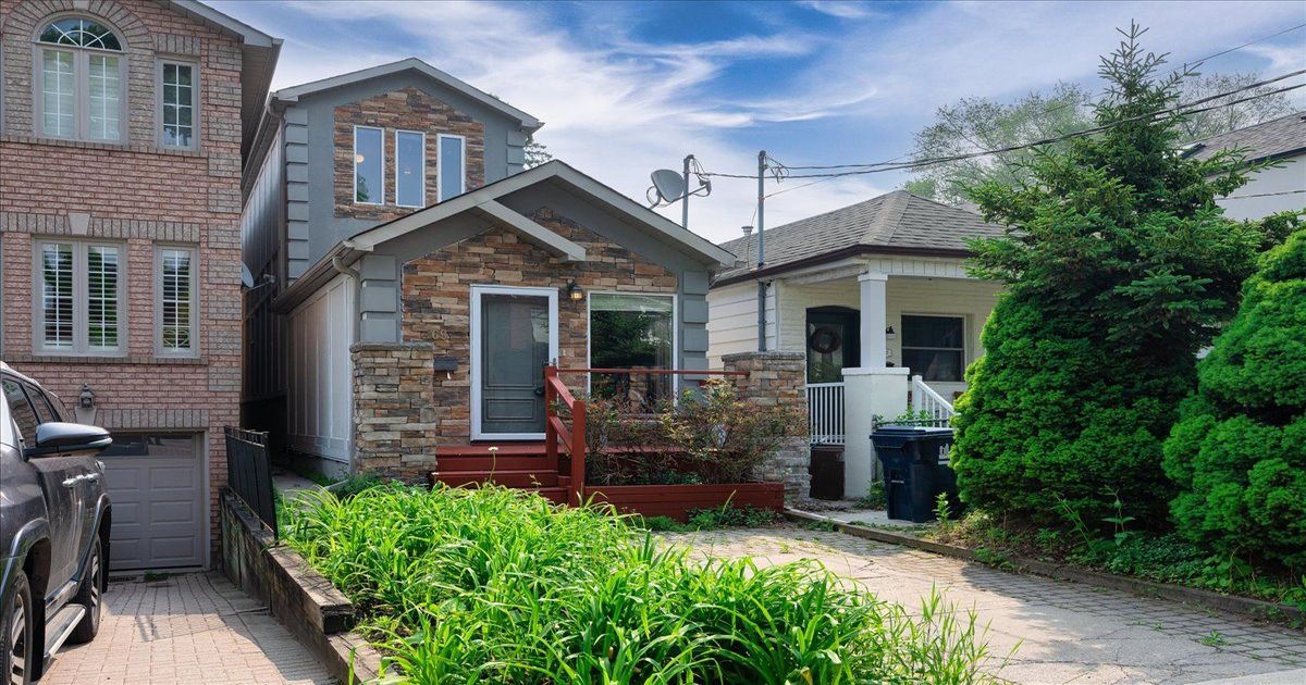 169 King Edward Avenue Toronto