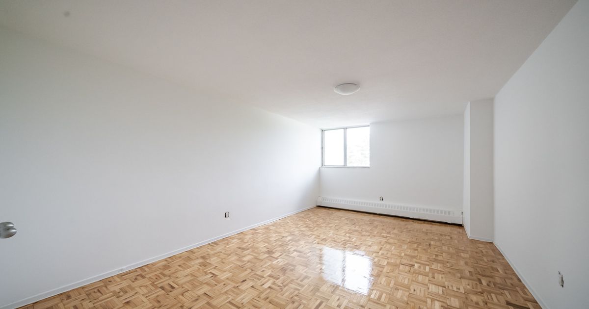 5 Glamorgan Avenue Toronto