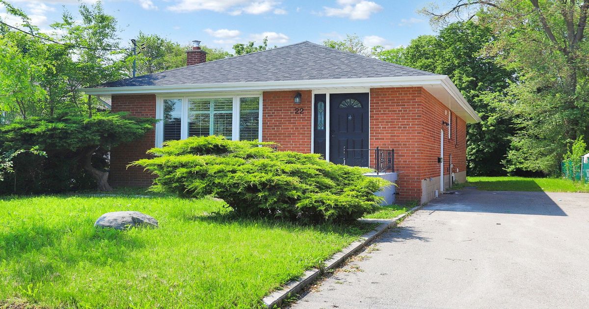 22 Wayne Avenue Toronto