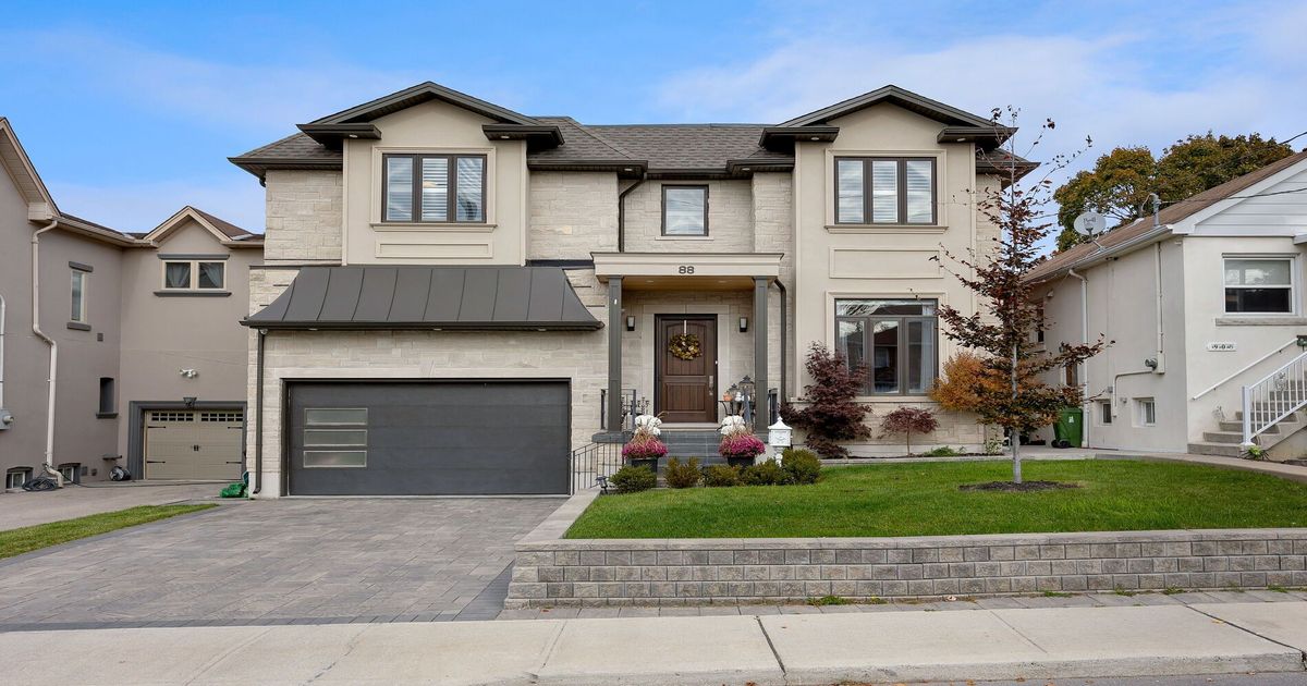 88 Yardley Avenue Toronto