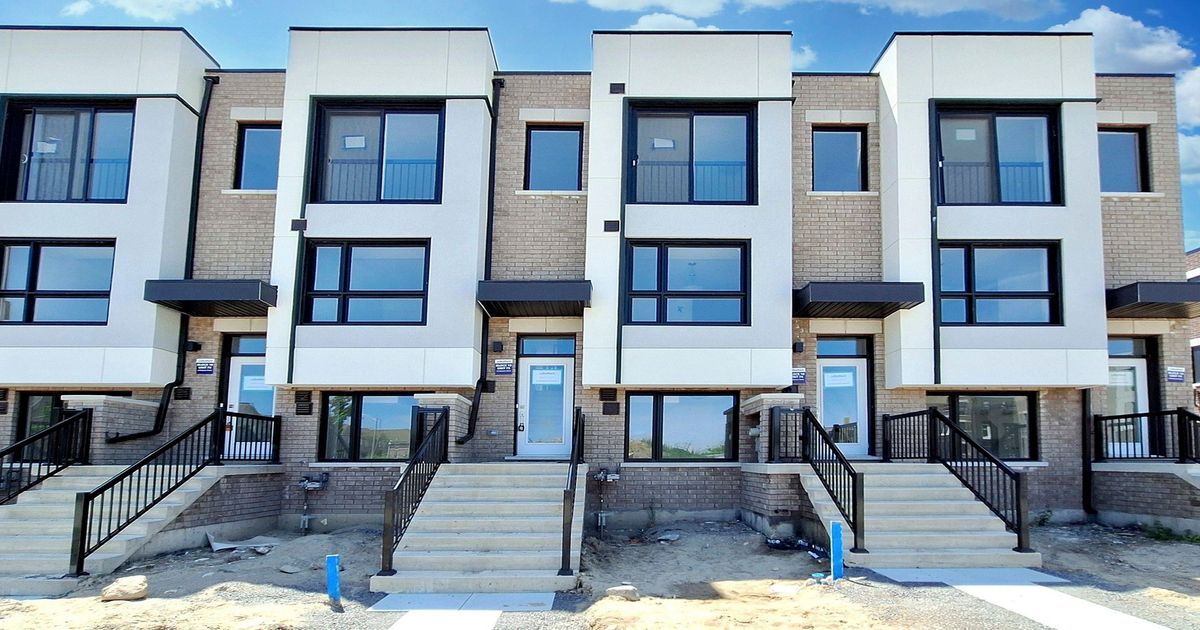 26 Bateson Street Ajax