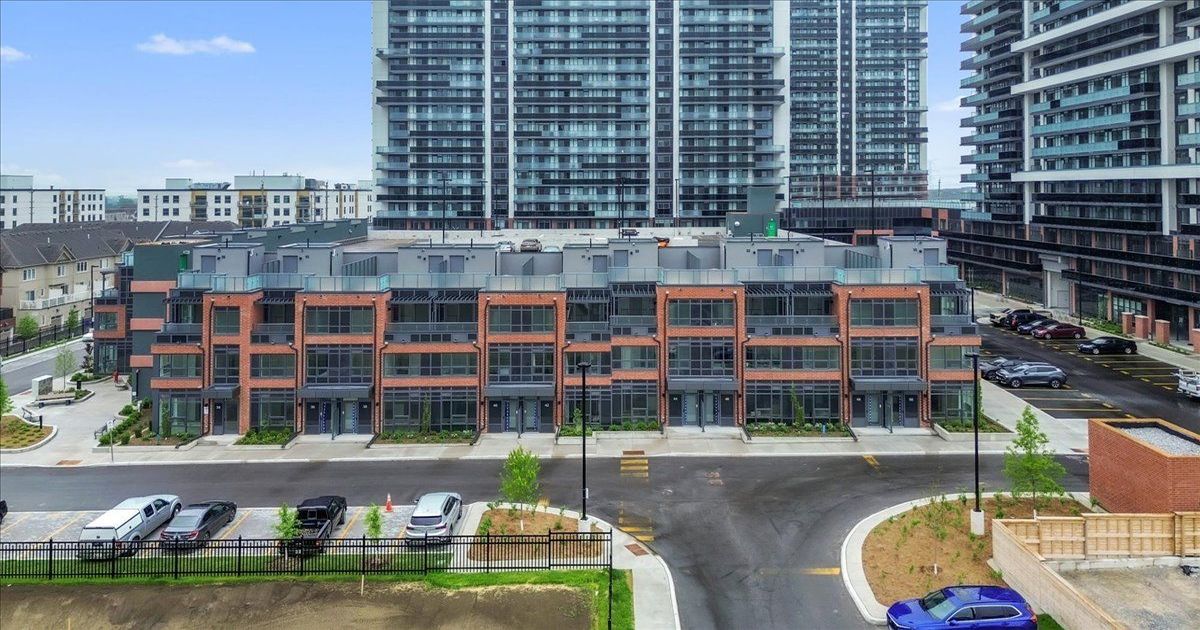 38 Alpine Symphony Path Oshawa