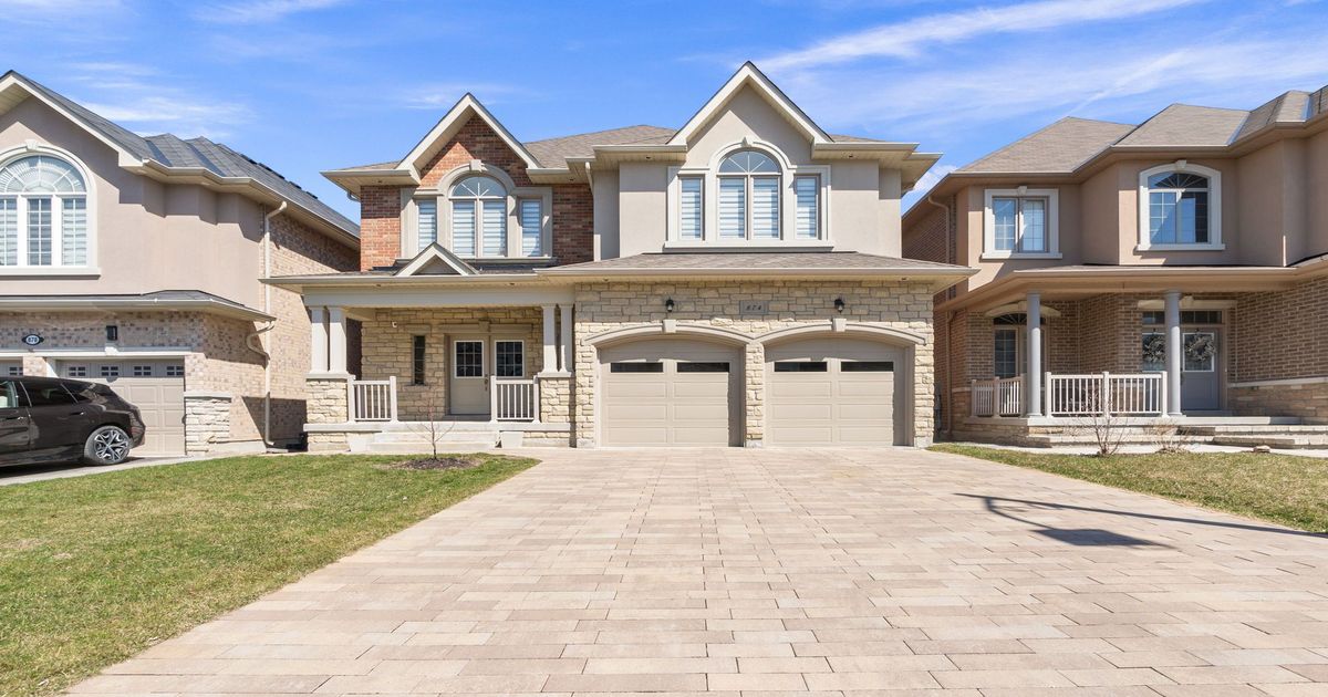 874 Wingarden Crescent Pickering