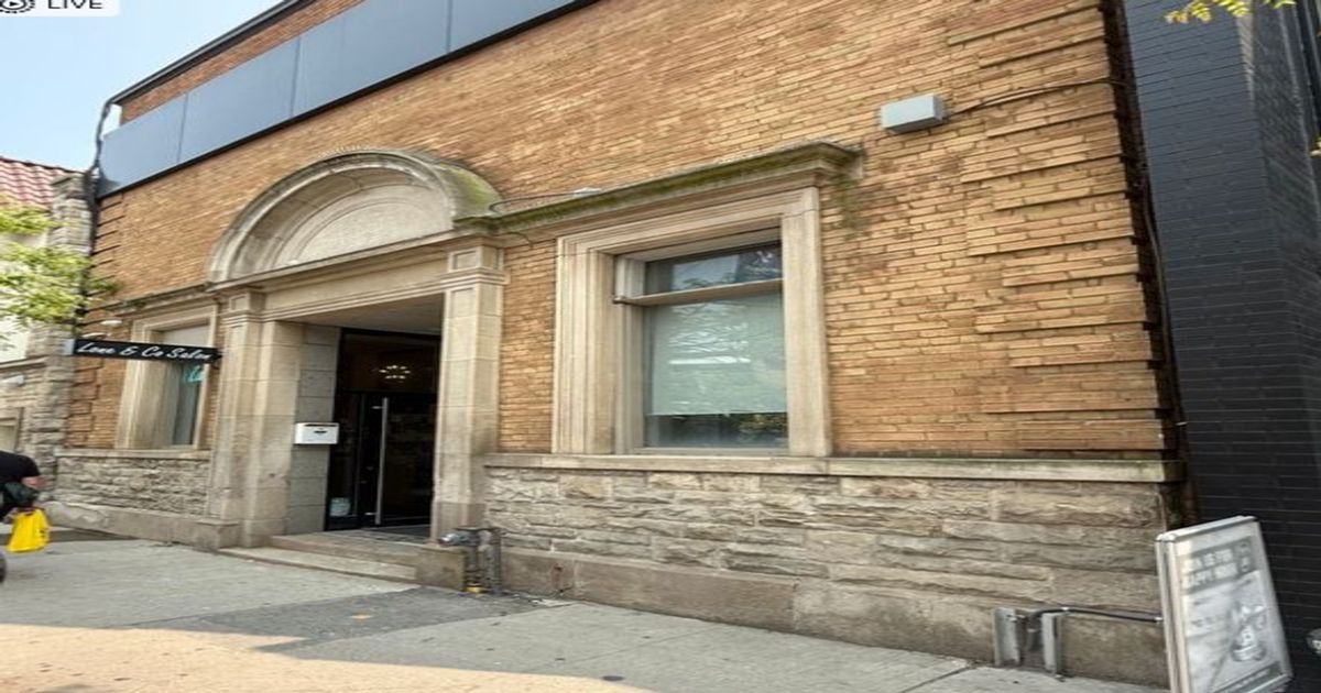 711 Queen Street E Toronto