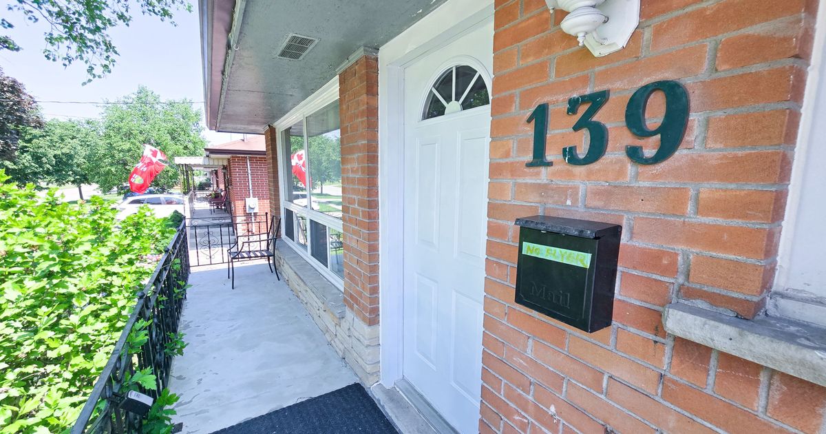 139 Cabot Street Oshawa