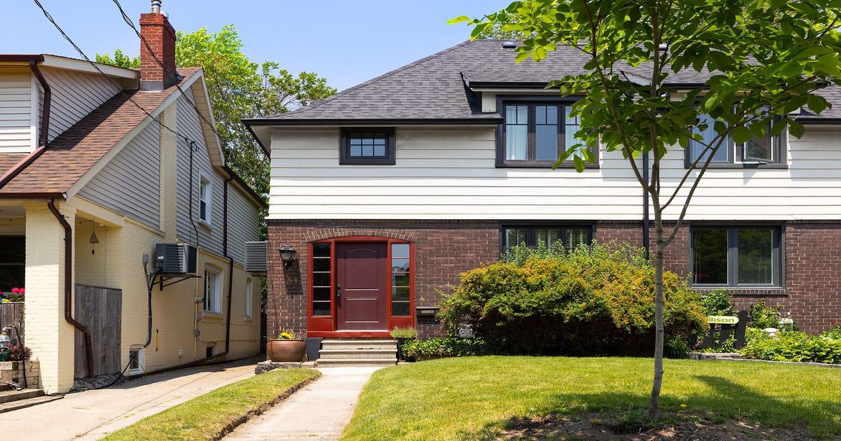 84 Hanson Street Toronto