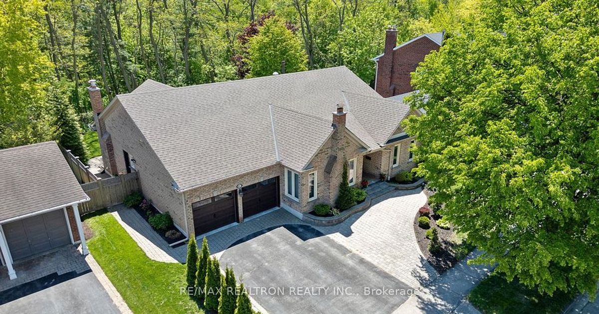 897 Baylawn Drive Pickering