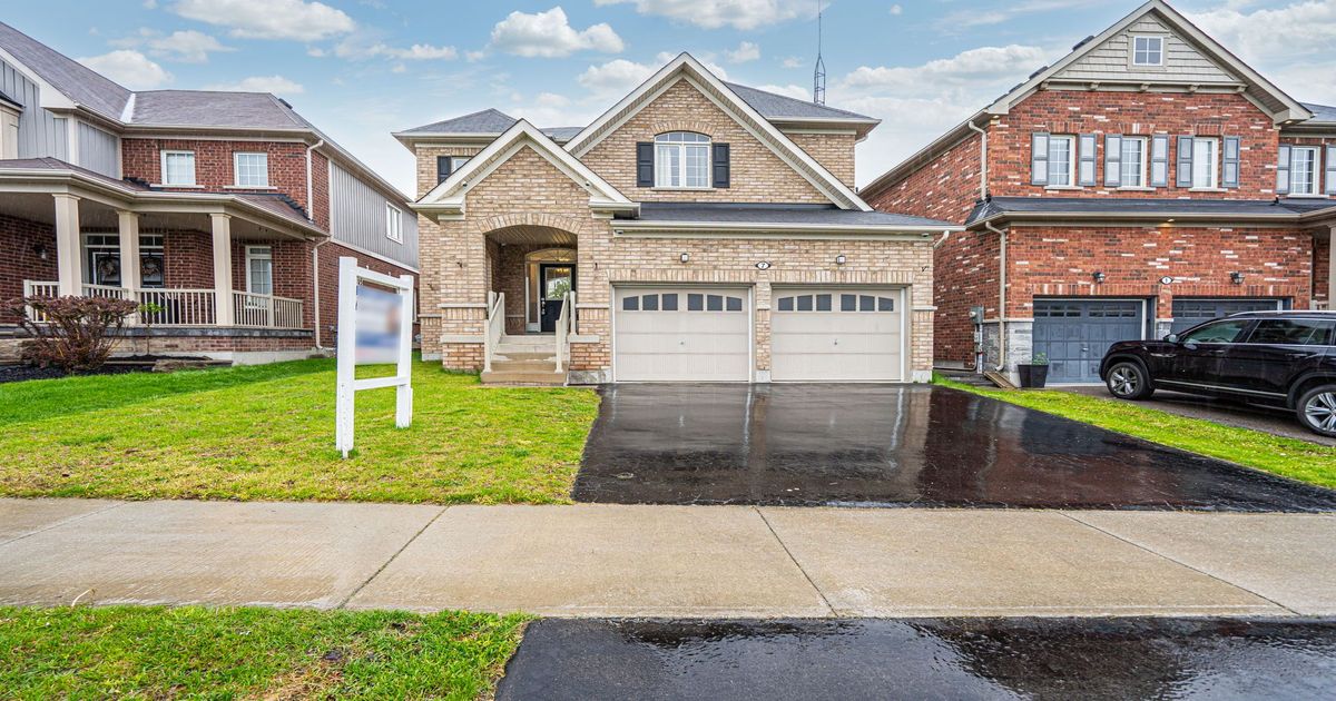 7 Edwin Carr Street Clarington