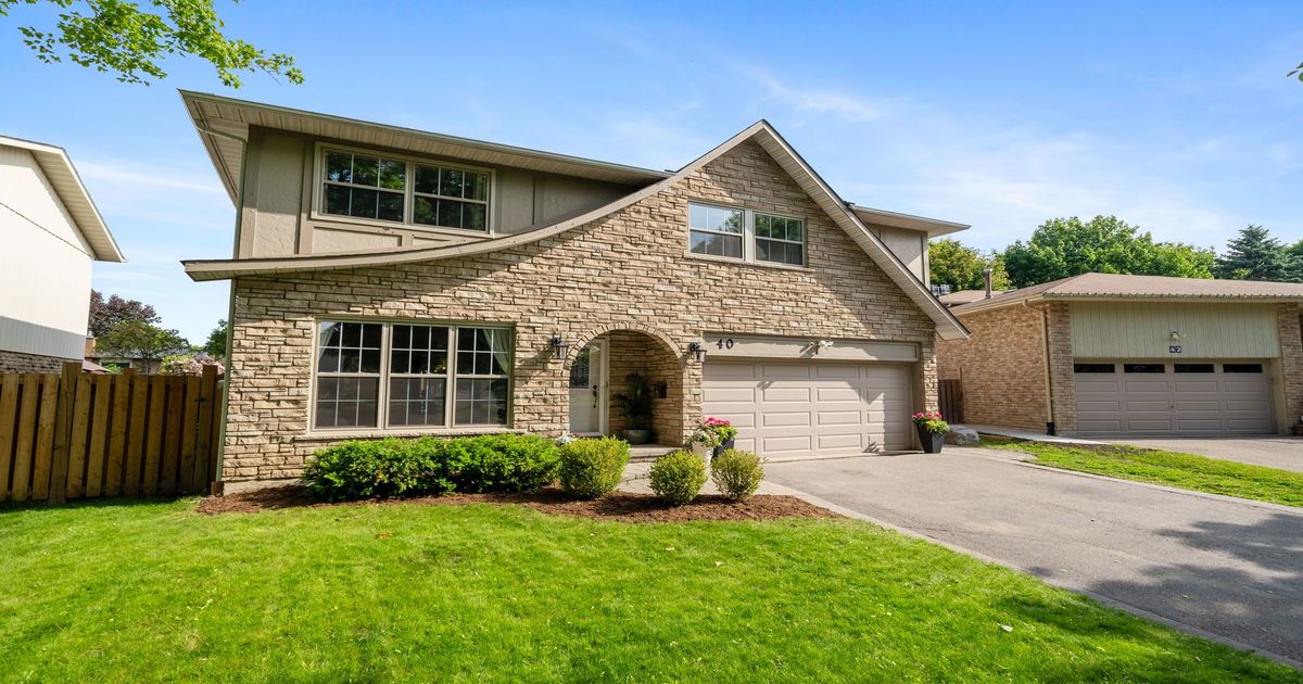 40 Calder Crescent Whitby
