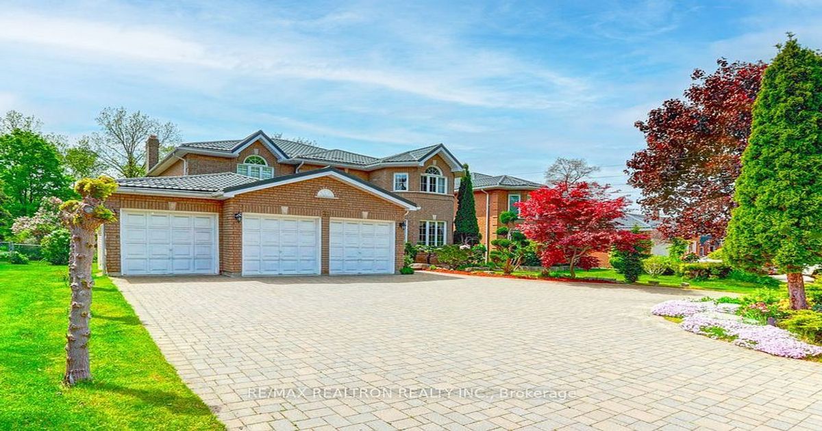 23 White Avenue Toronto