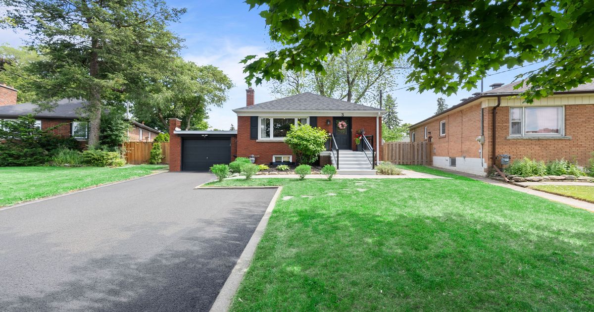 3 Ivorwood Crescent Toronto