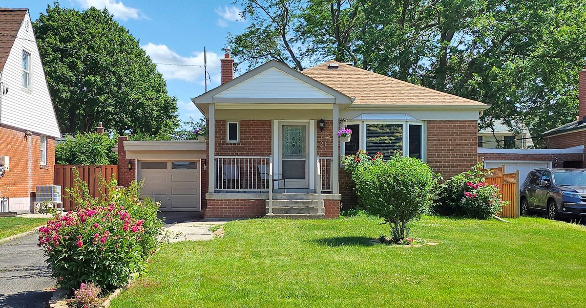 21 Orlando Boulevard Toronto