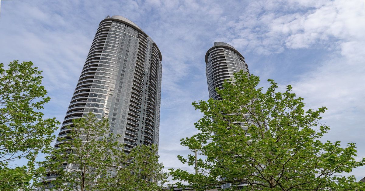 125 Village Green Square Toronto
