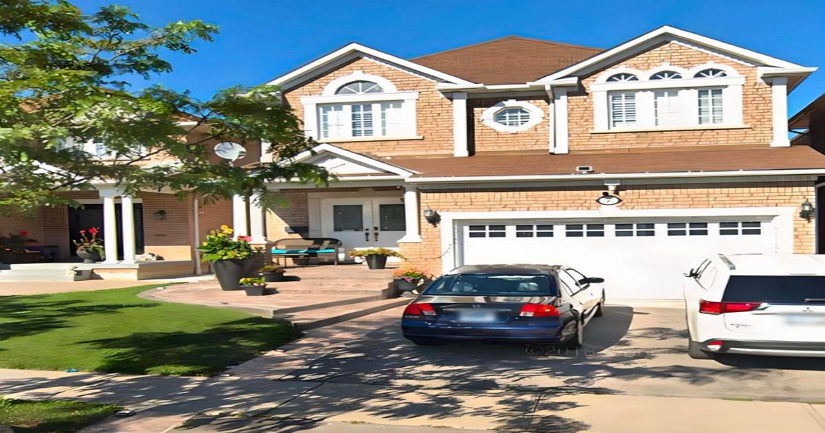 7 Searell Avenue Ajax