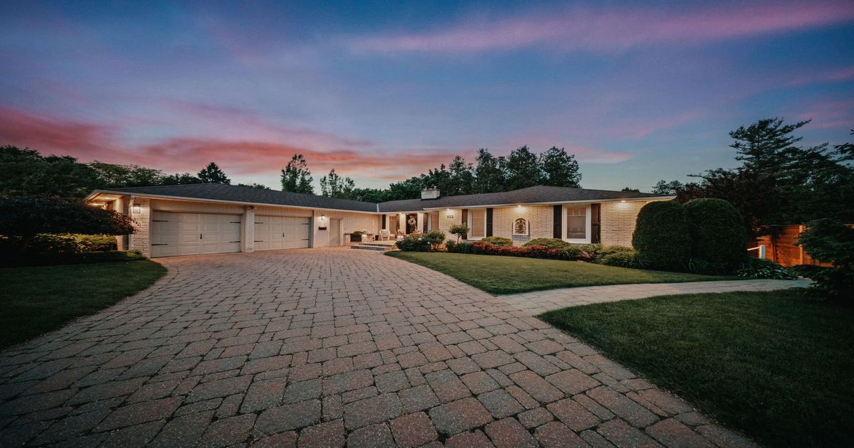 833 Glenmanor Drive Oshawa