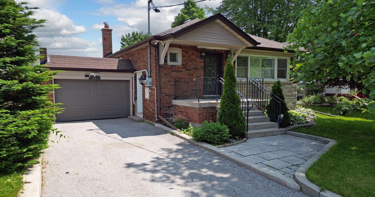 21 Presteign Avenue Toronto
