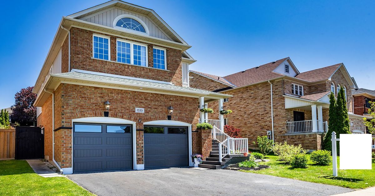 1533 Clearbrook Drive Oshawa