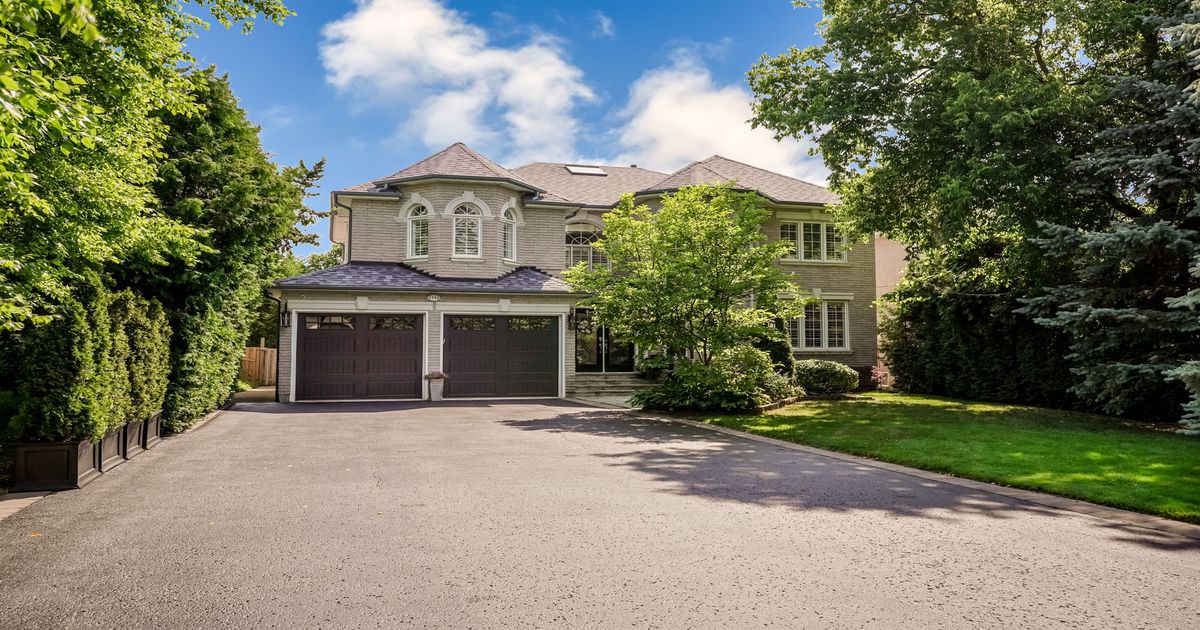 1793 Pine Grove Avenue Pickering