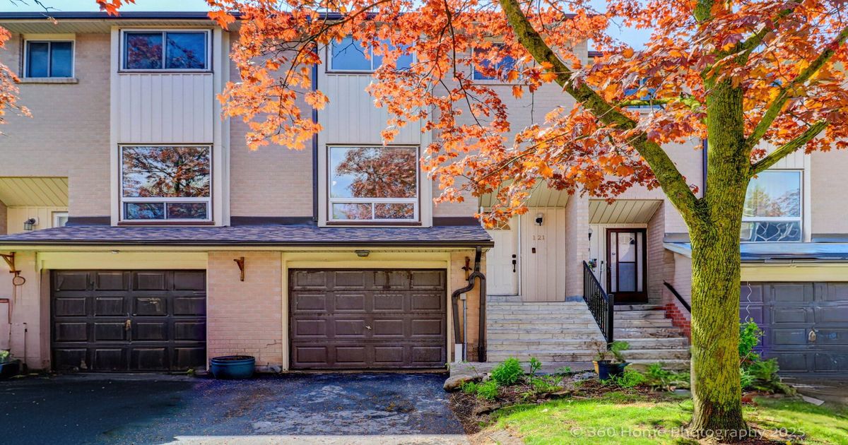 25 Collinsgrove Road Toronto