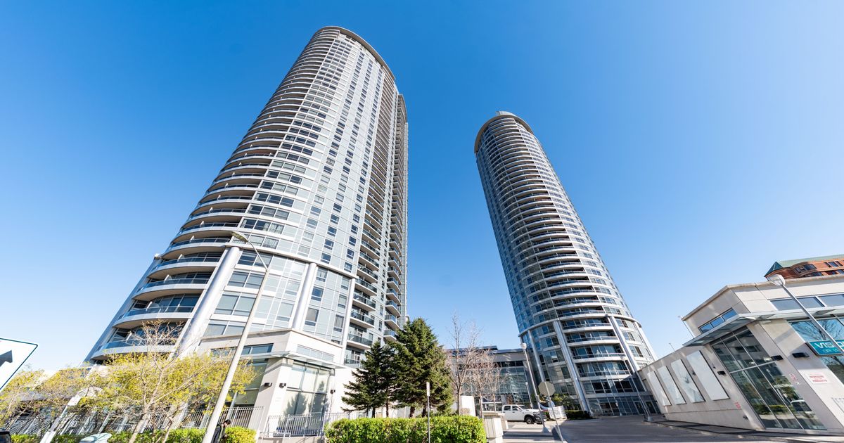135 Village Green Square Toronto