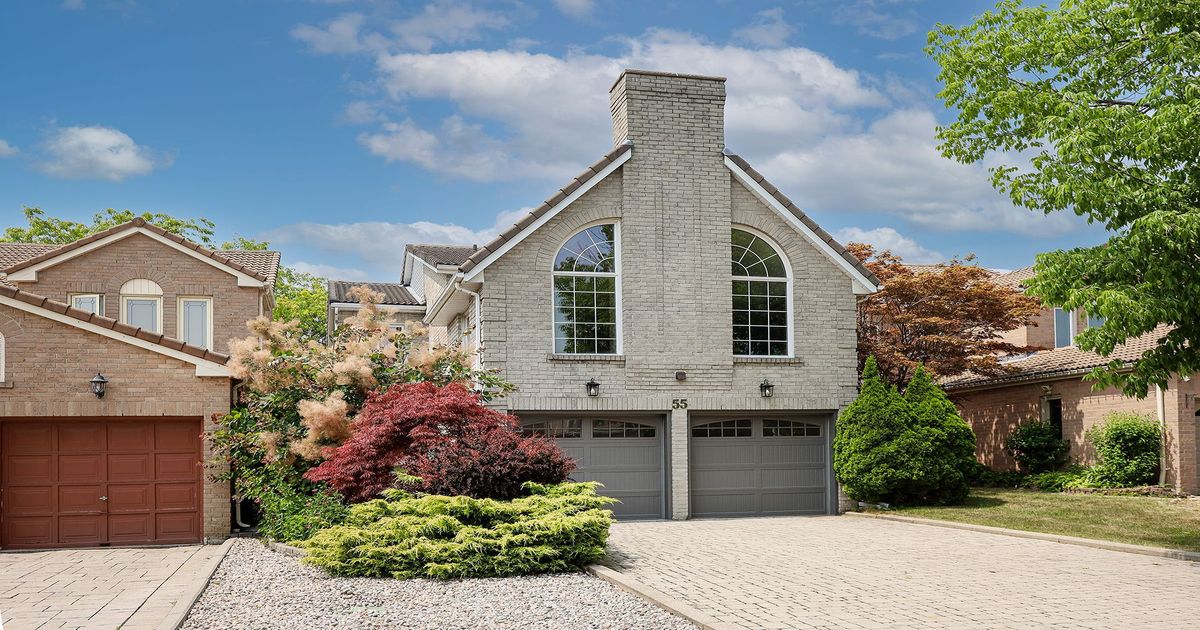 55 Carlisle Crescent Toronto