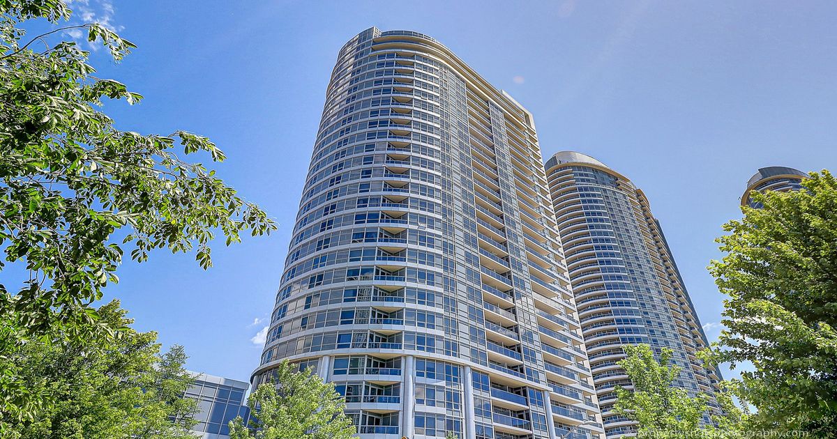 151 Village Green Square Toronto