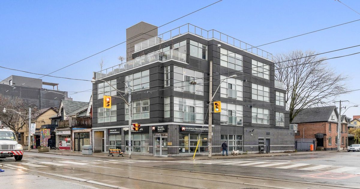 1003 Queen Street E Toronto