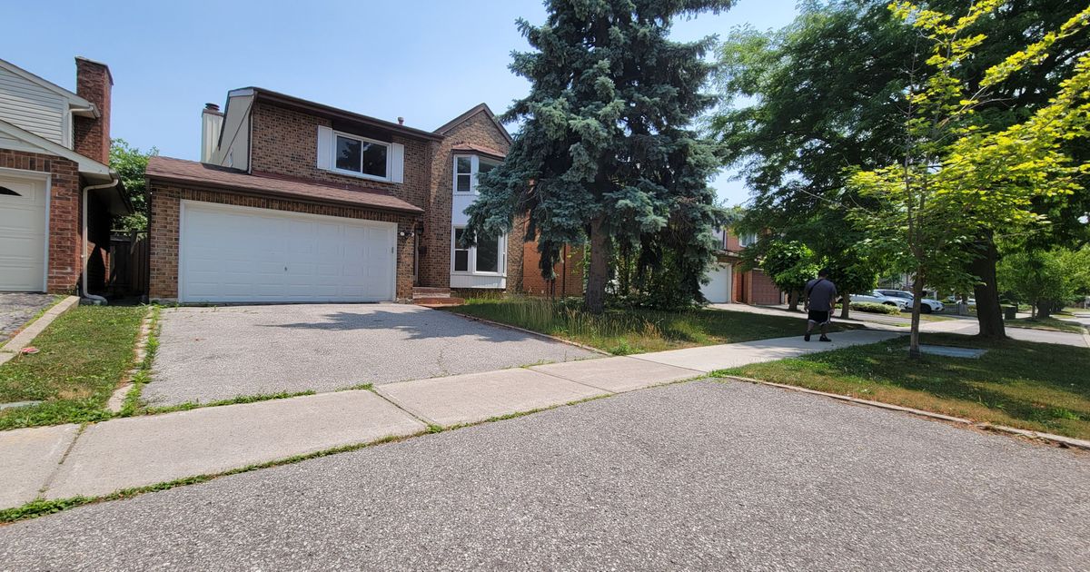 35 Wintermute Boulevard Toronto