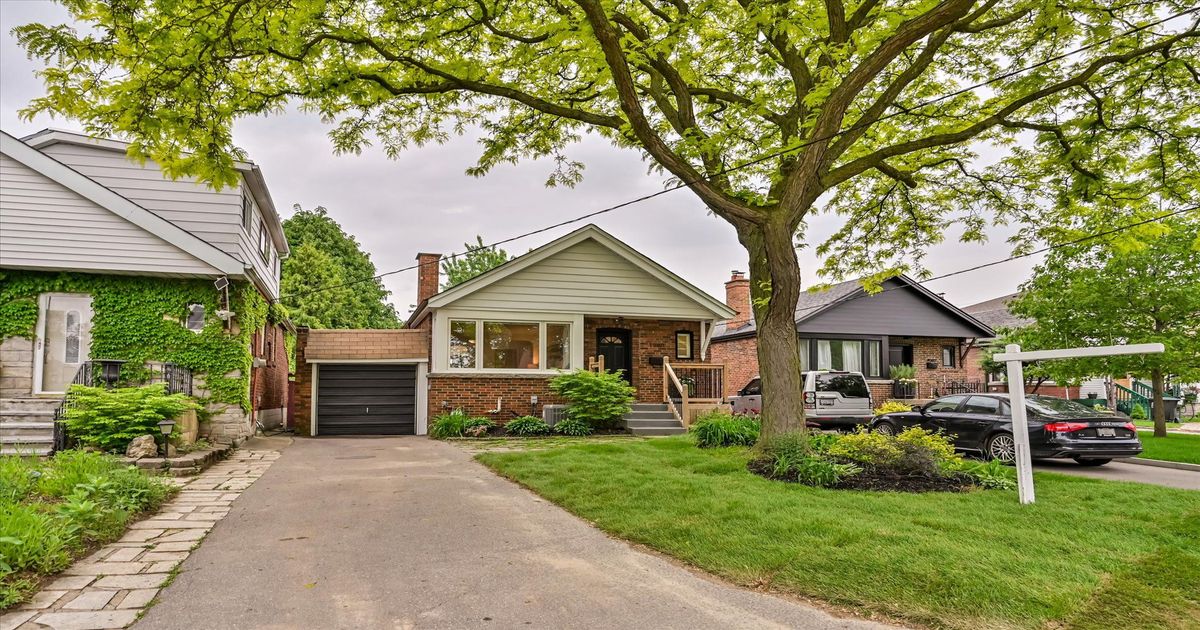 1080 Greenwood Avenue Toronto
