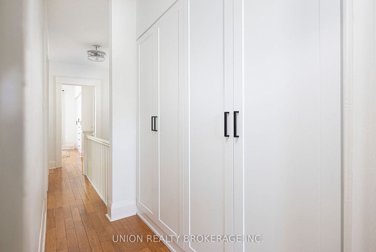 img-gallery