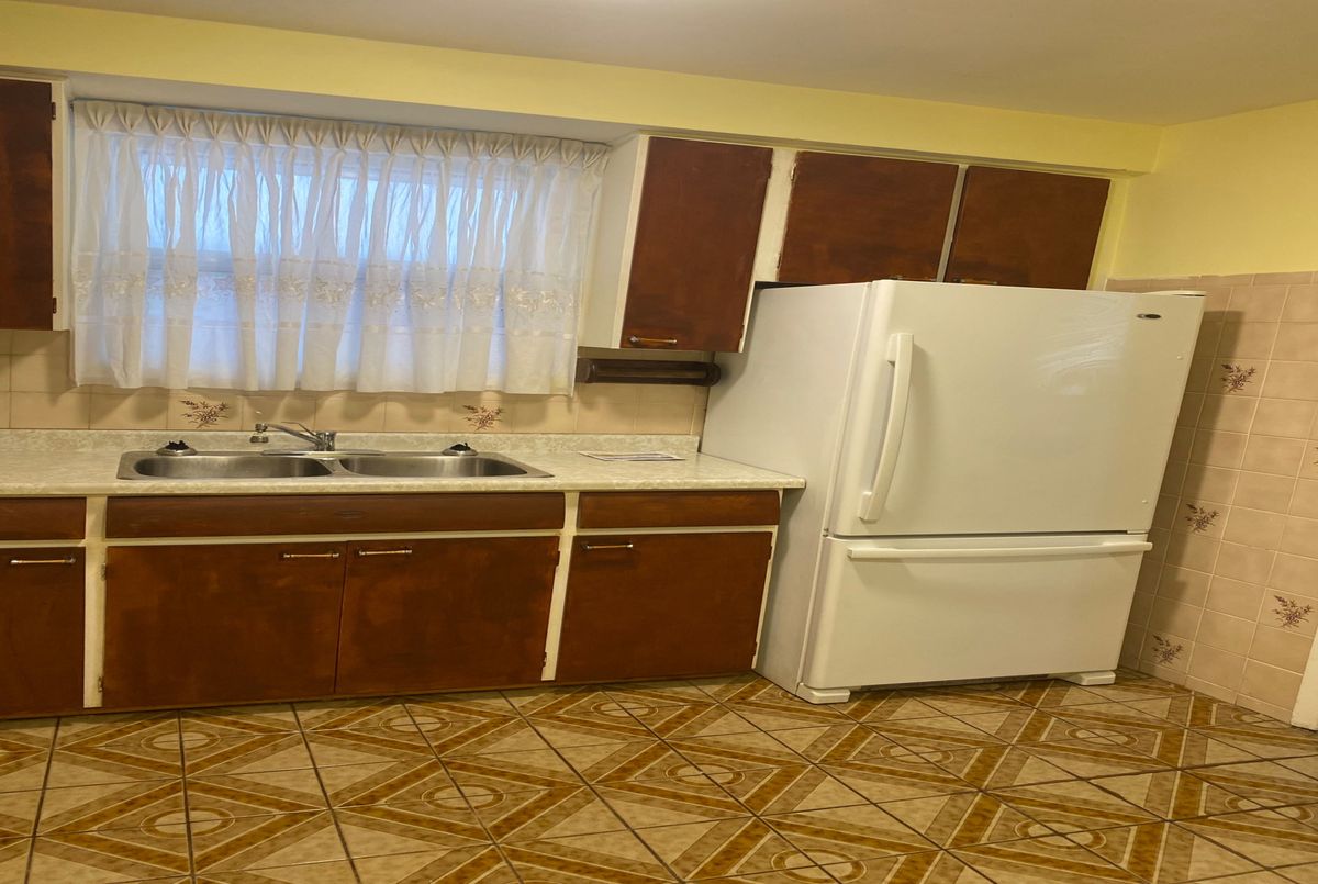 7 Dunlop Avenue Toronto 7 Dunlop Avenue Toronto