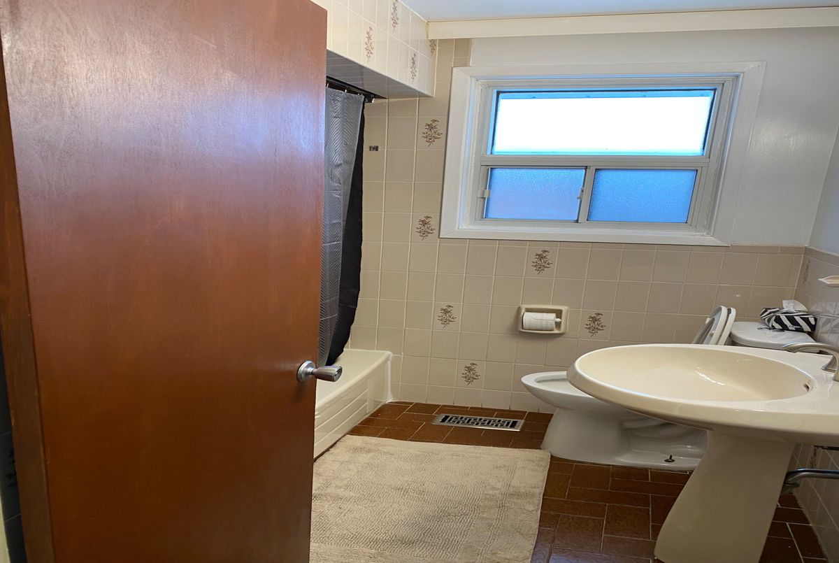 7 Dunlop Avenue Toronto 7 Dunlop Avenue Toronto