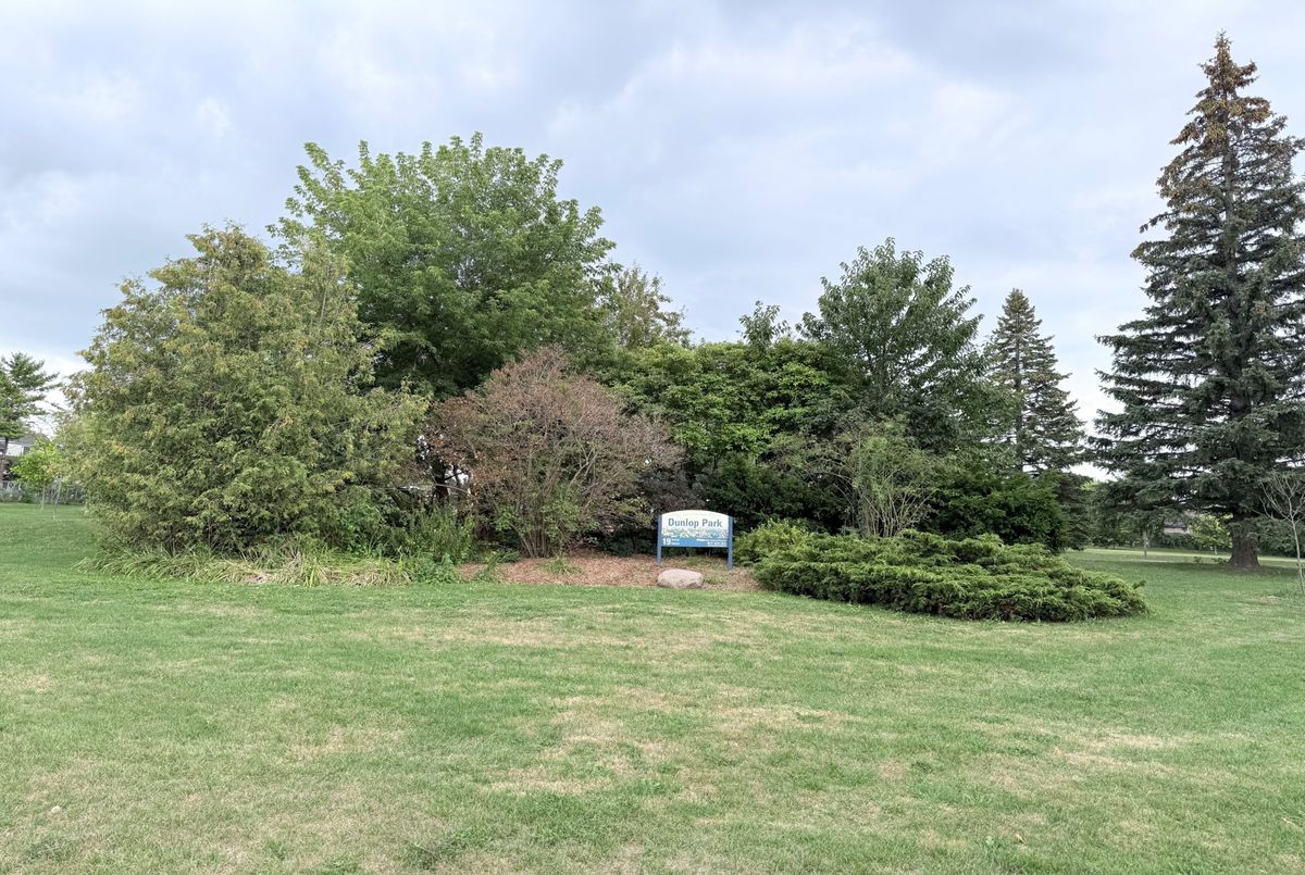 7 Dunlop Avenue Toronto 7 Dunlop Avenue Toronto