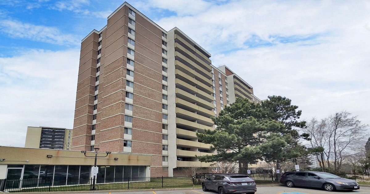 120 Dundalk Drive Toronto