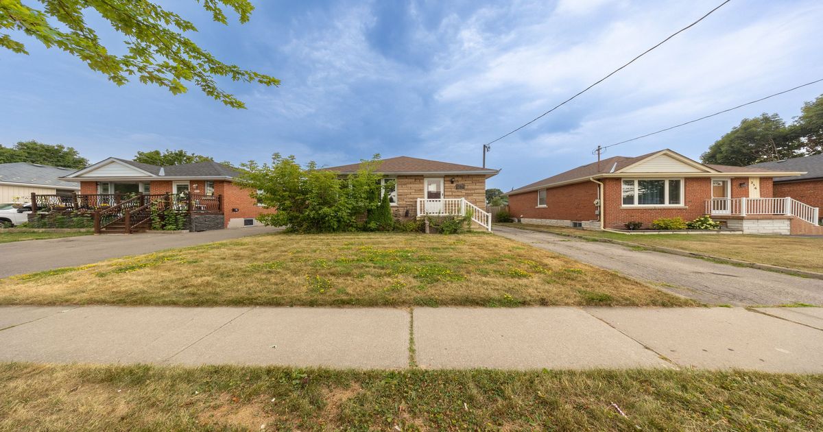 260 Farewell Avenue Oshawa