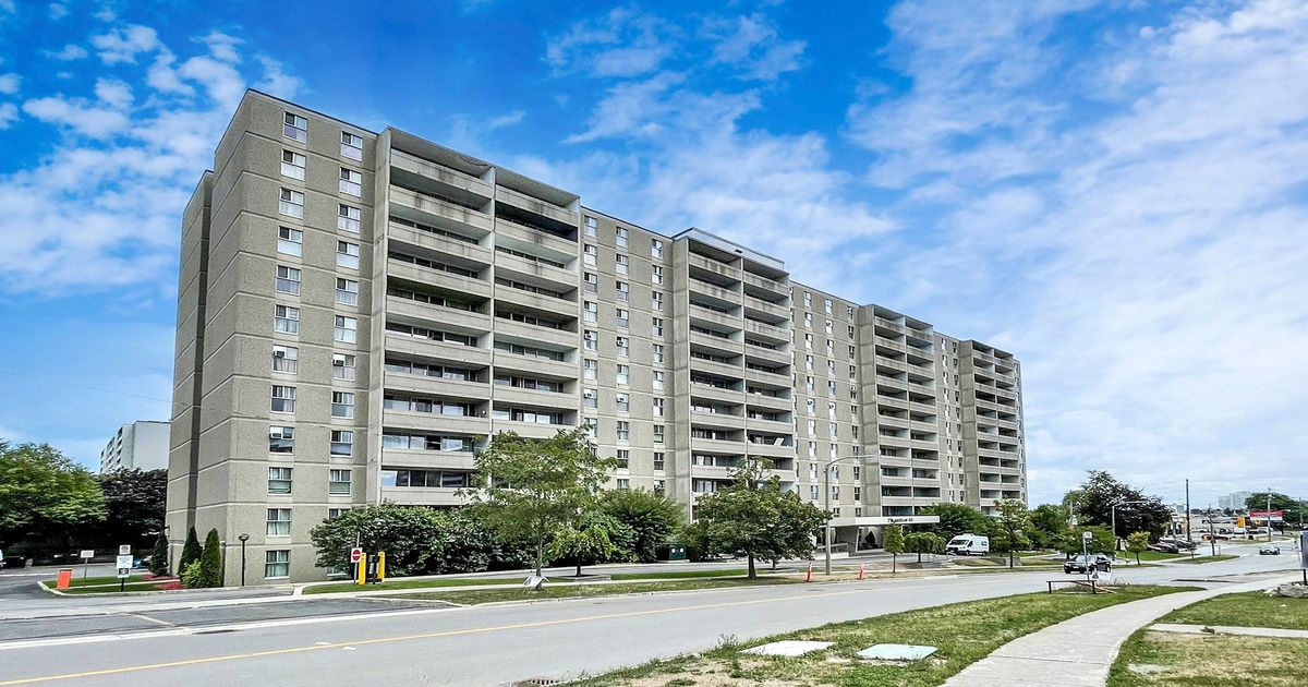 2 Glamorgan Avenue Toronto