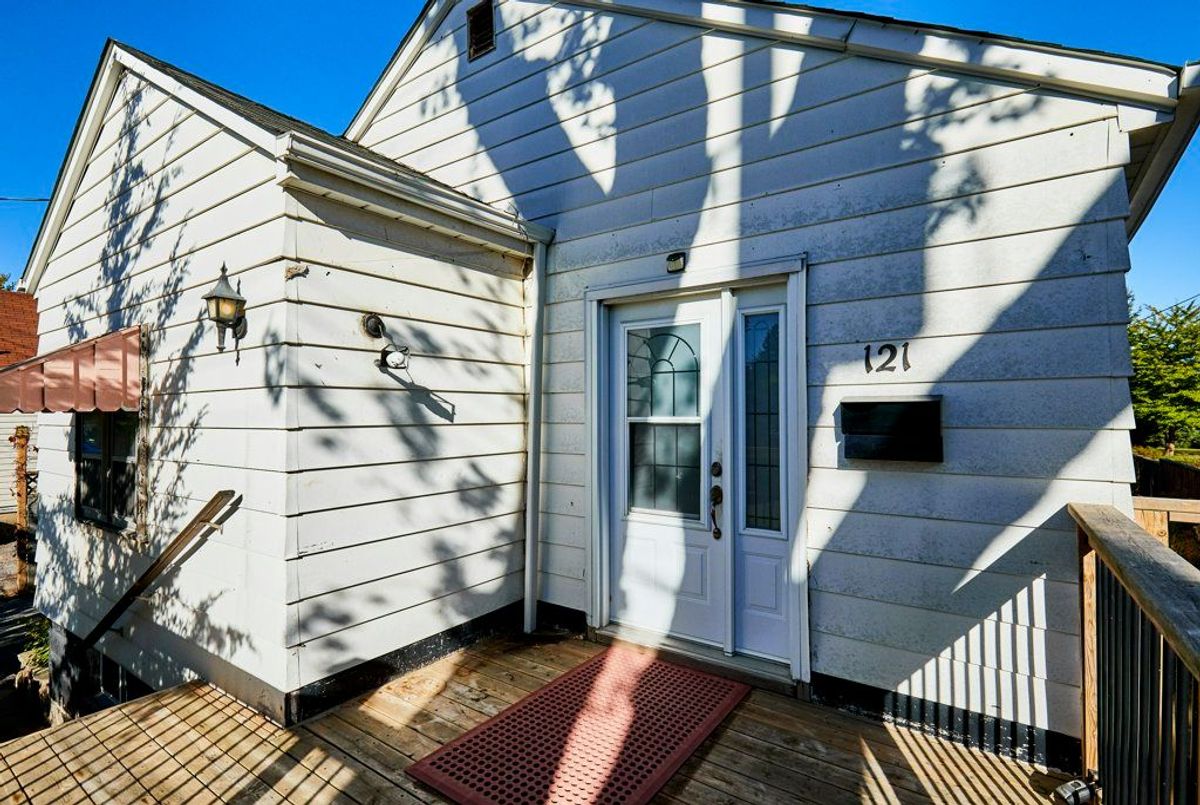 121 Galloway Road Toronto 121 Galloway Road Toronto