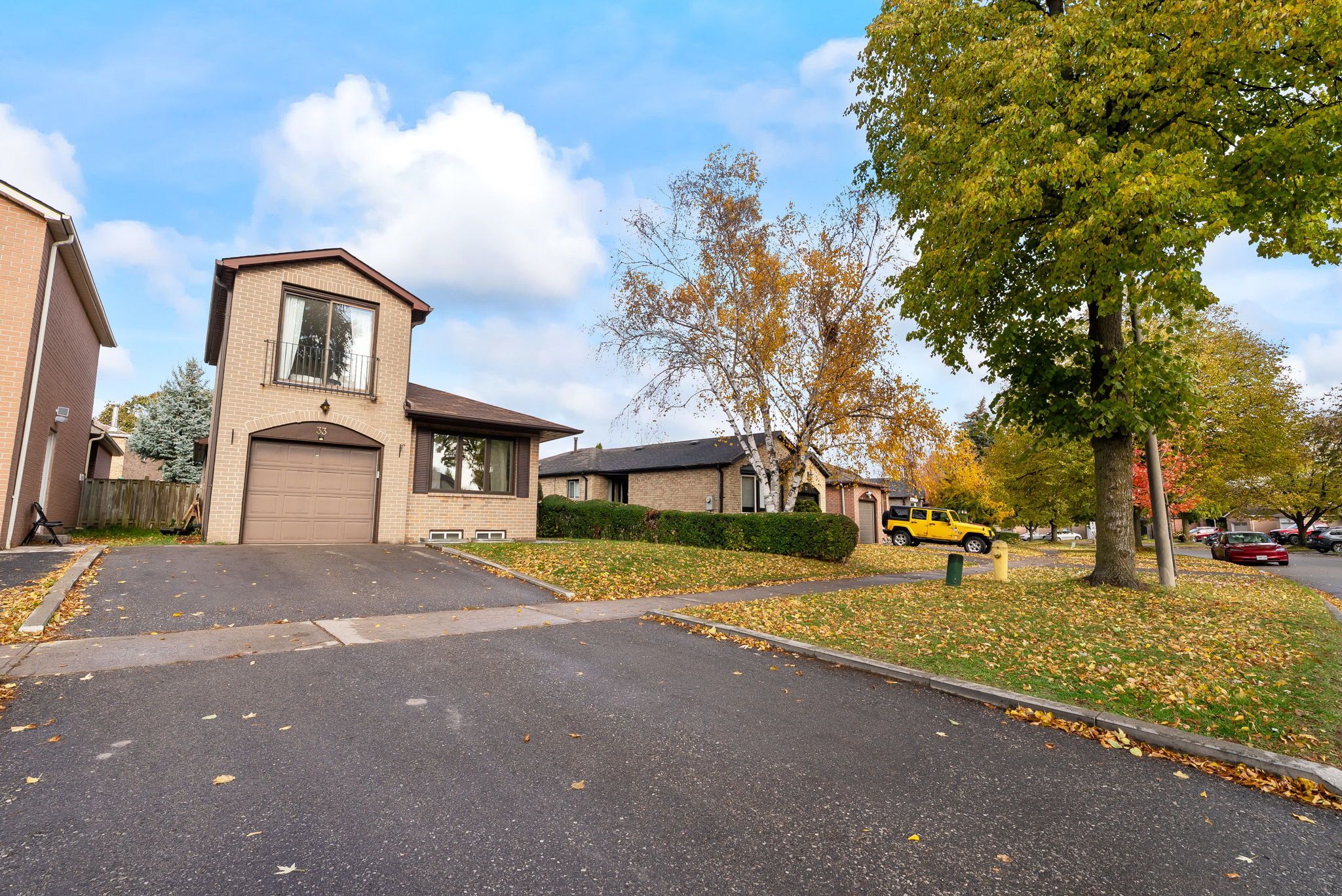 33 Delaney Drive Ajax - Sold