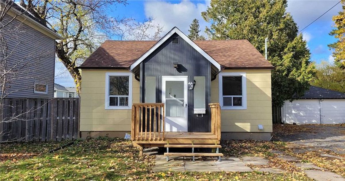 10 Warvet Crescent Toronto