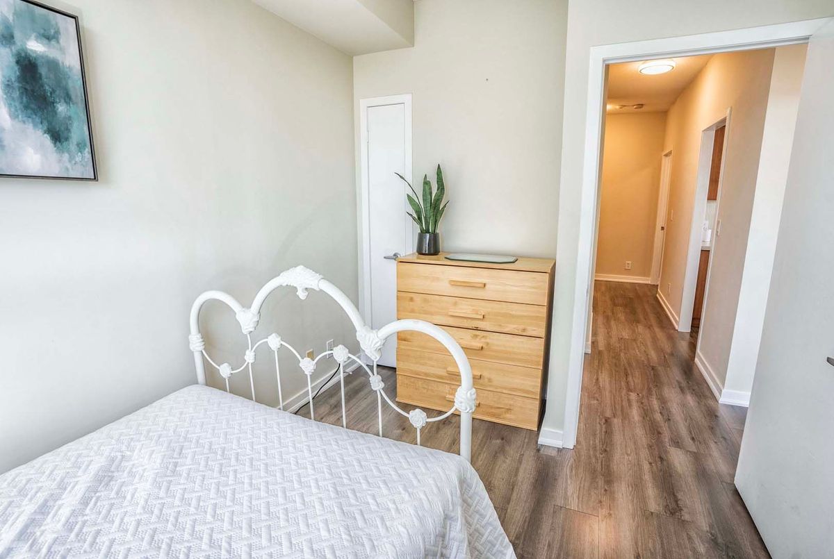 38 Lee Centre Drive Toronto 38 Lee Centre Drive Toronto