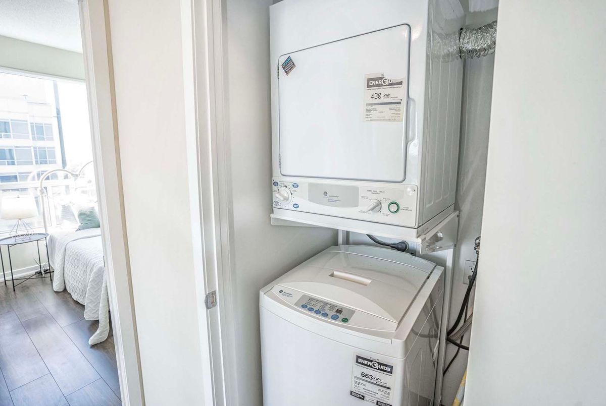 38 Lee Centre Drive Toronto 38 Lee Centre Drive Toronto