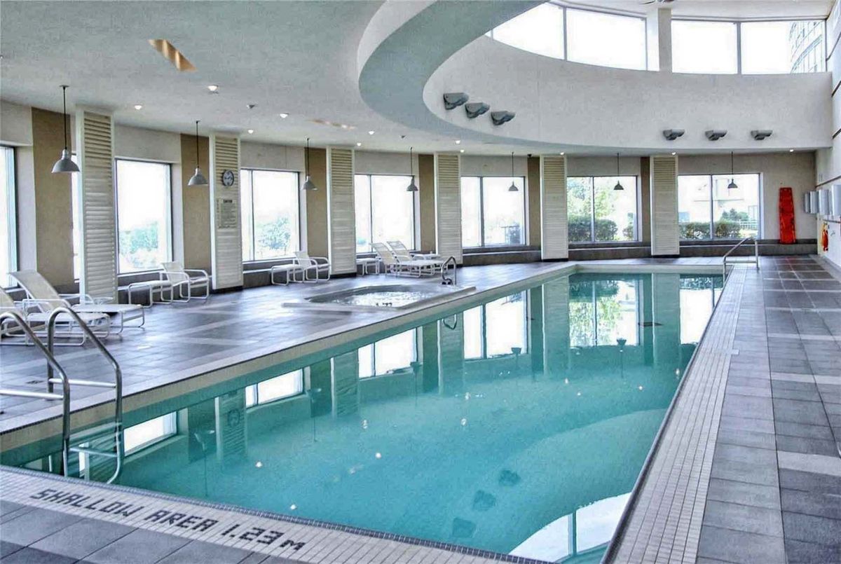 38 Lee Centre Drive Toronto 38 Lee Centre Drive Toronto