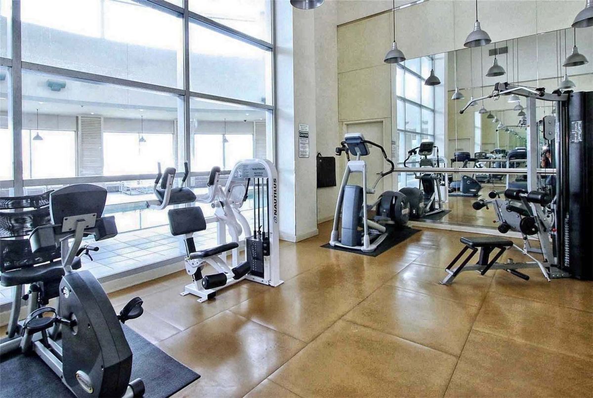 38 Lee Centre Drive Toronto 38 Lee Centre Drive Toronto