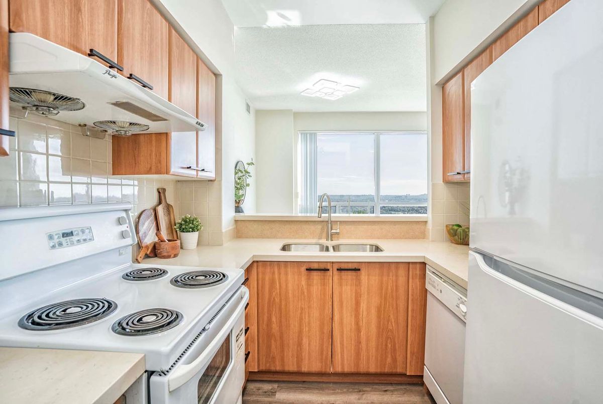 38 Lee Centre Drive Toronto 38 Lee Centre Drive Toronto