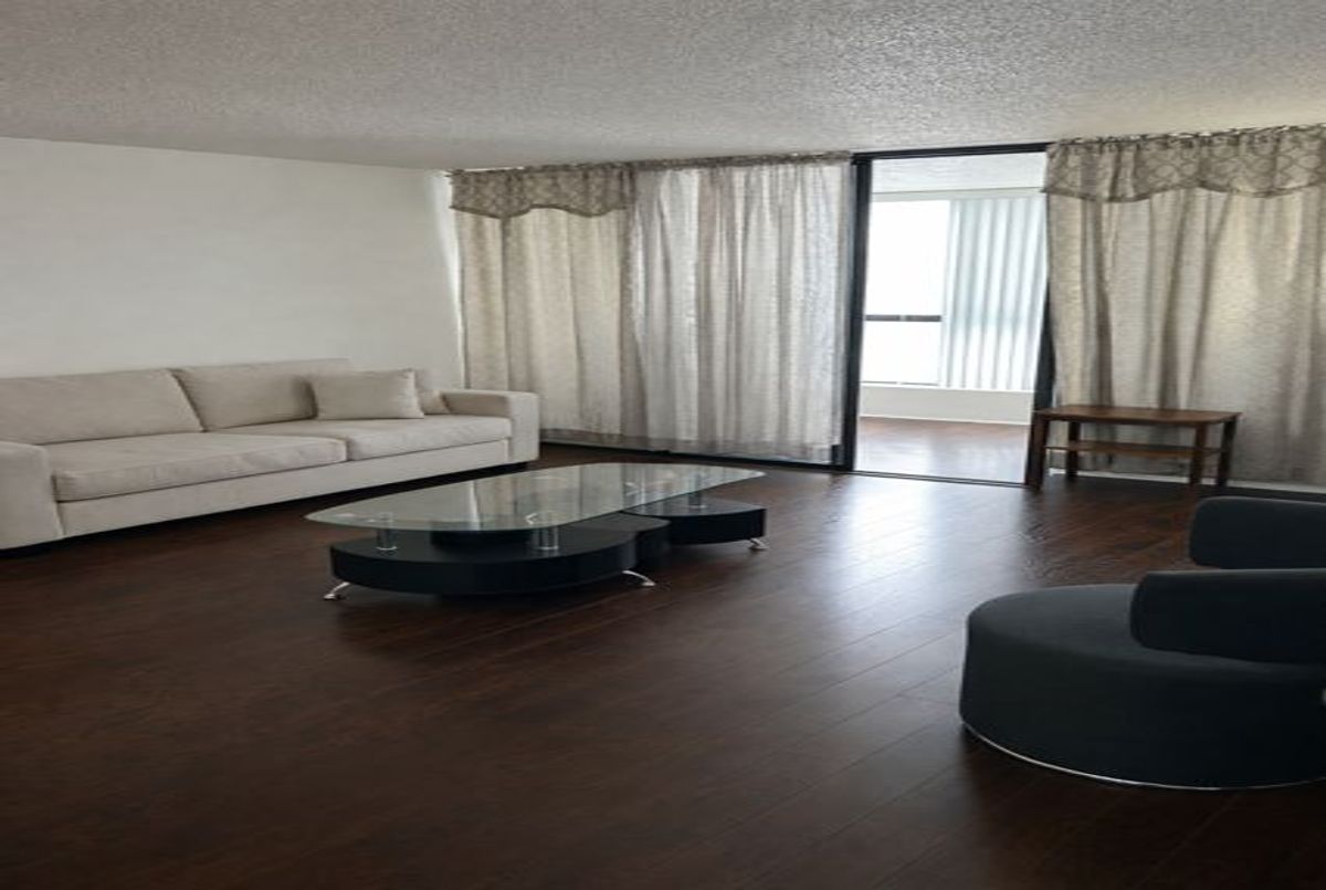 8 Silverbelle Grove Toronto 8 Silverbelle Grove Toronto