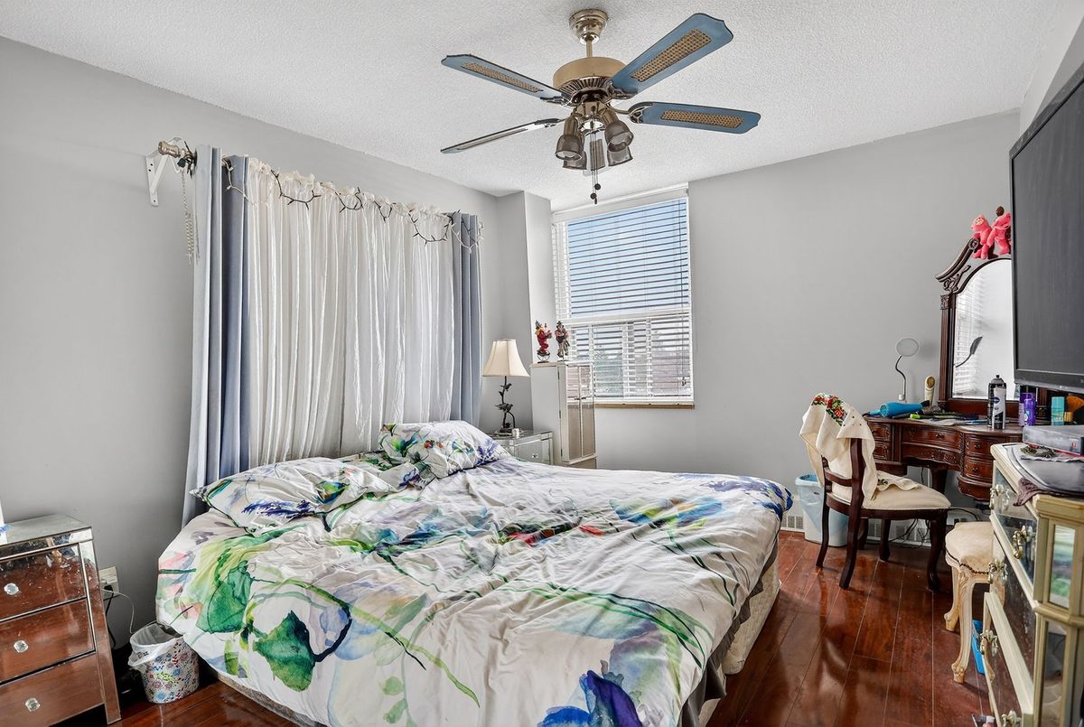 90 Ling Road Toronto 90 Ling Road Toronto