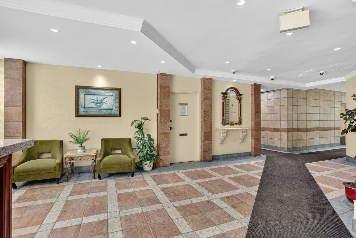 90 Ling Road Toronto 90 Ling Road Toronto