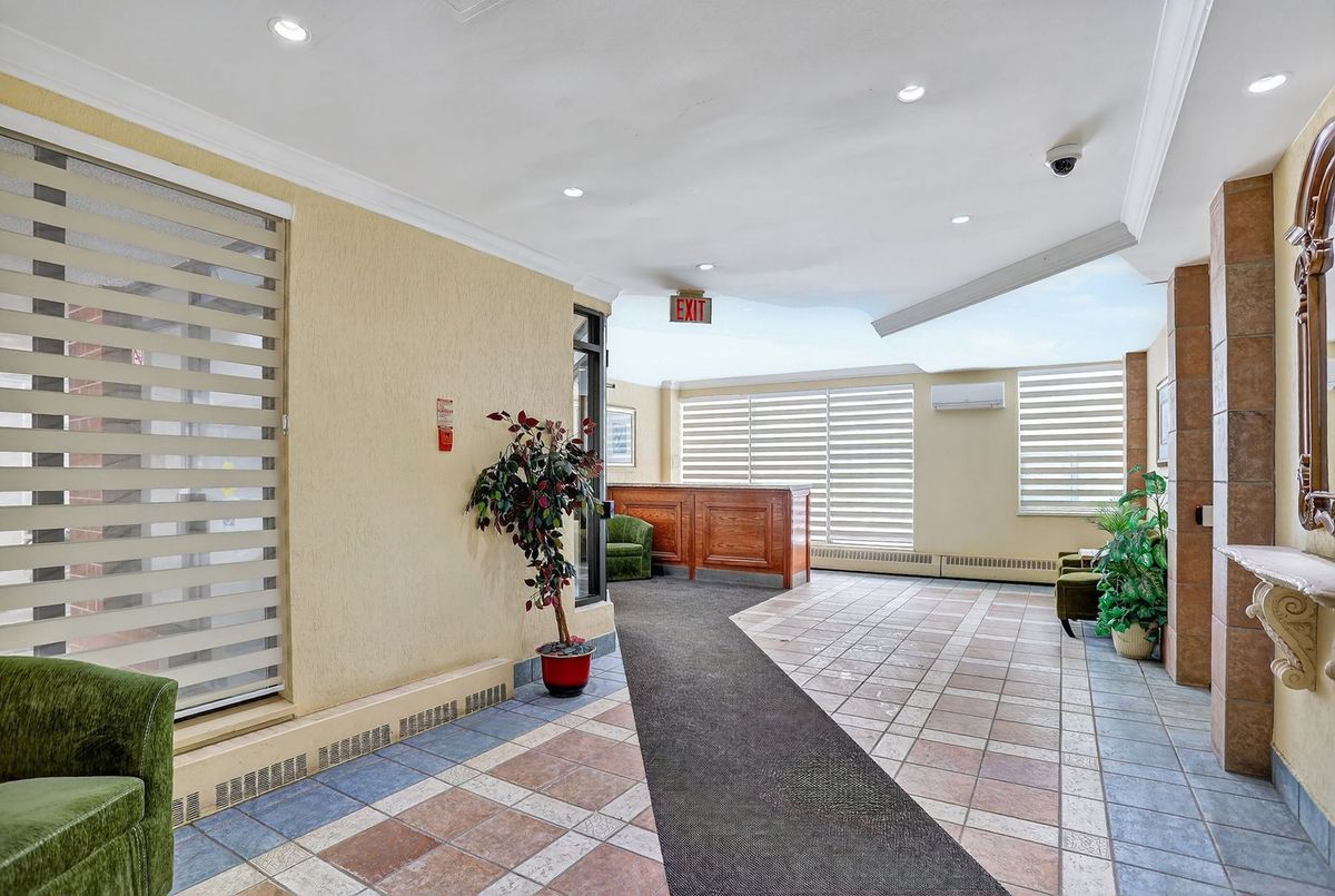 90 Ling Road Toronto 90 Ling Road Toronto