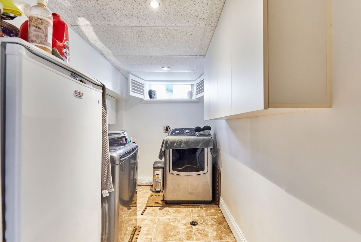 1349 Somerville Street N Oshawa 1349 Somerville Street N Oshawa