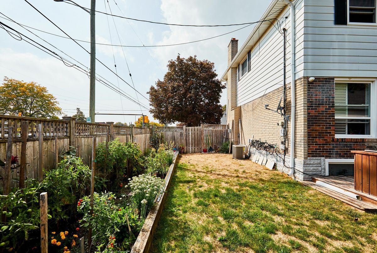 1349 Somerville Street N Oshawa 1349 Somerville Street N Oshawa